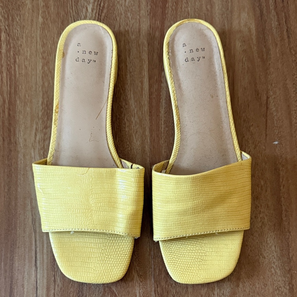 A New Day Vibrant Yellow Textured Slides